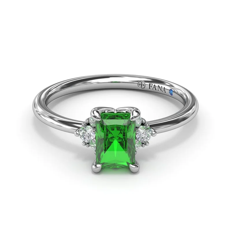 Women’s high-quality diamond engagement ring-Emerald and Diamond Cluster Ring R1795E