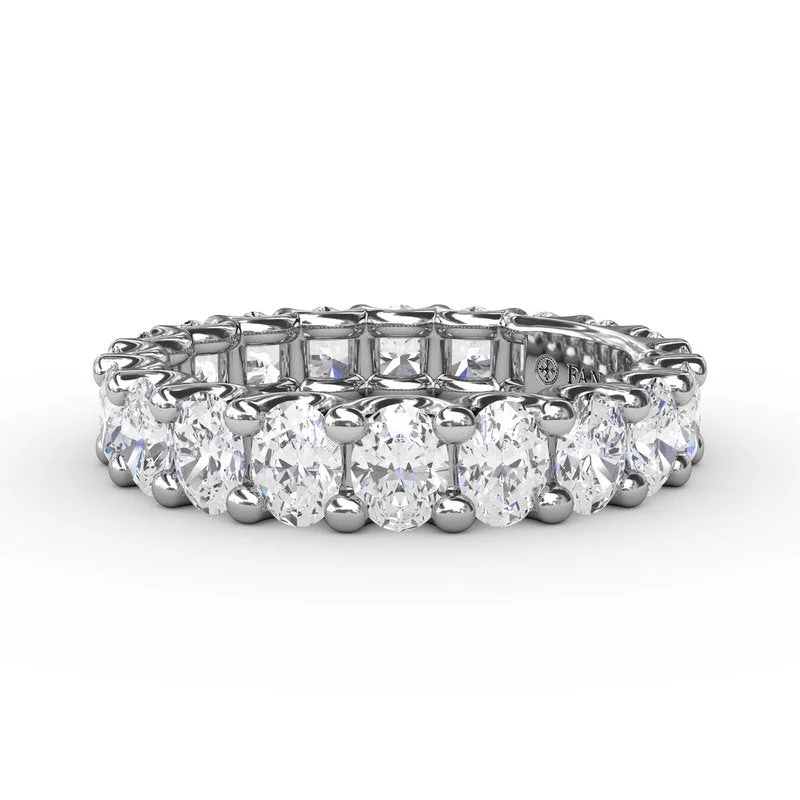 Women’s diamond solitaire engagement ring-3.3ct Oval Diamond Eternity Band W6141