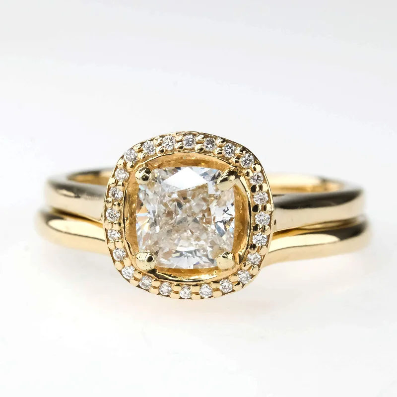 Women’s diamond engagement ring-GIA 1.01ct VS1/F Cushion Diamond Halo Bridal Set in 14K Yellow Gold