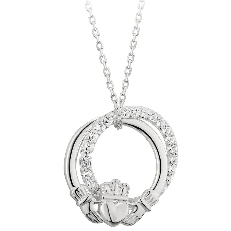 Women’s symbolic necklace-Sterling Silver Circle Claddagh Pendant with Chain - S46446