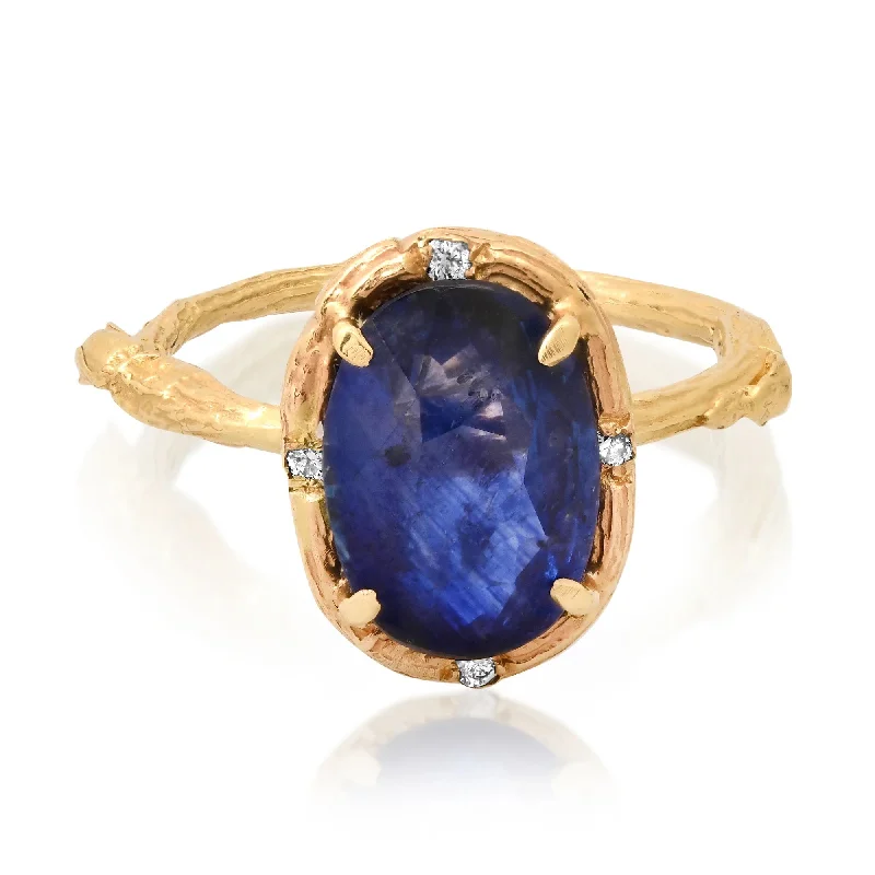 Women’s elegant rose gold engagement ring-Ceylon Sapphire Ring with Diamonds