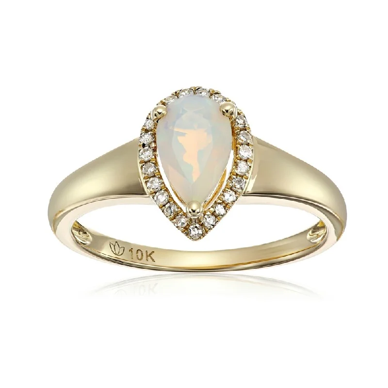 Women’s statement ring-10k Yellow Gold Ethiopian Opal & Diamond Princess Diana Ring