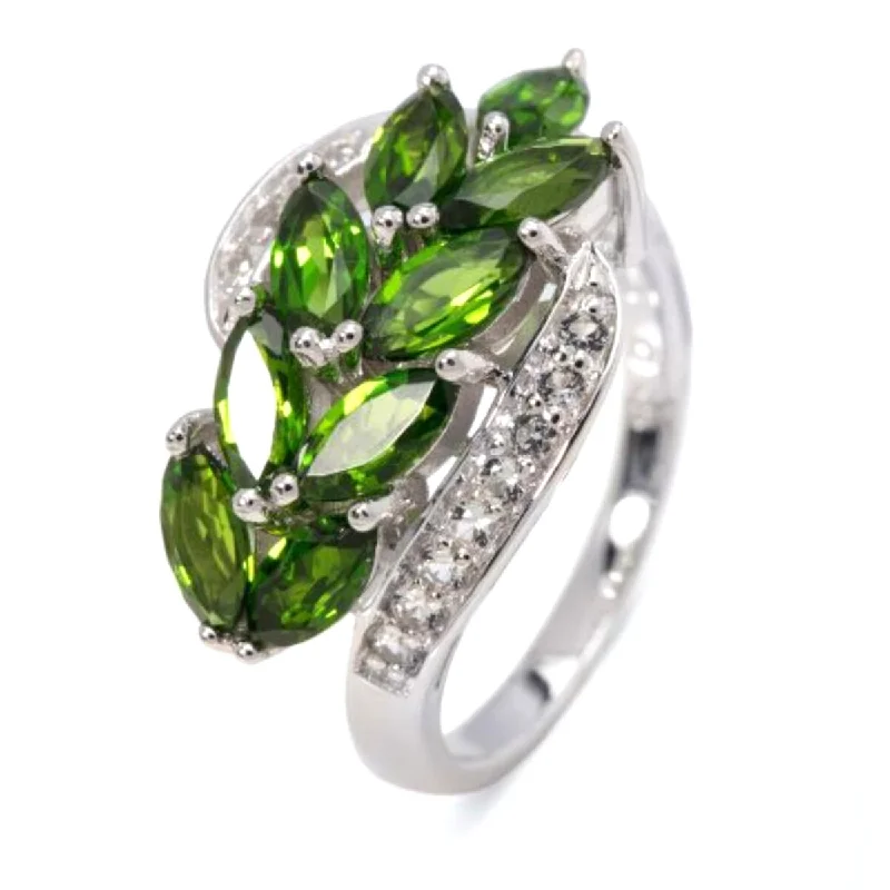 Women’s band ring-925 Sterling Silver Chrome Diopside and White Topaz Ring