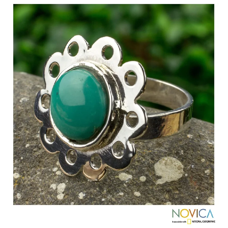 Women’s classic solitaire ring-Handmade Sterling Silver 'Aztec Bloom' Turquoise Ring (Mexico)