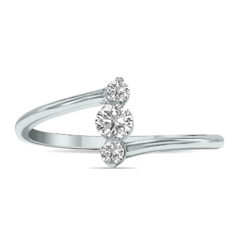 Women’s vintage ring-Marquee 1/4 CTW Vertical Three Stone Lab Grown Diamond Ring in 10K White Gold (F-G Color, VS1- VS2 Clarity)