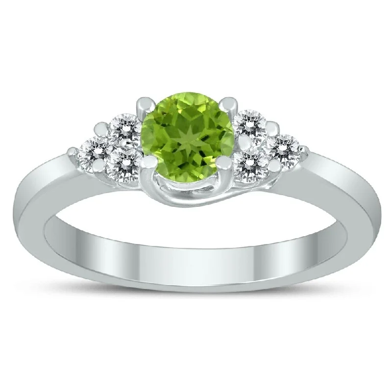 Women’s minimal ring-5MM Peridot and Diamond Cynthia Ring in 10K White Gold